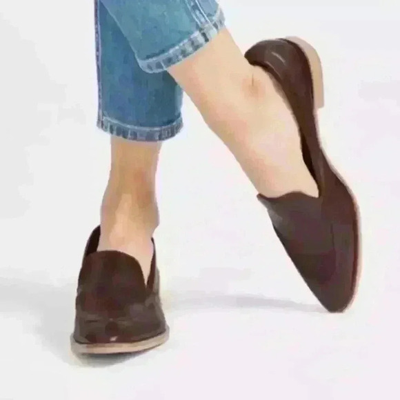 Everlane Shoes - Everlane The Modern Loafer in Burgundy Leather Size 7.5 Women's Slip On Shoes